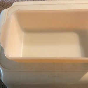 Anchor Hocking Fire King Cassarole Dish. Made in USA